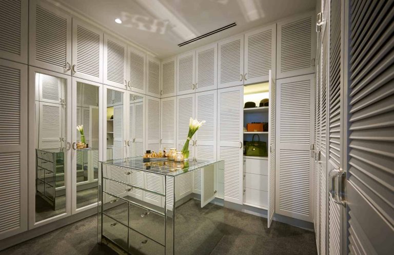 Gallery wardrobe23